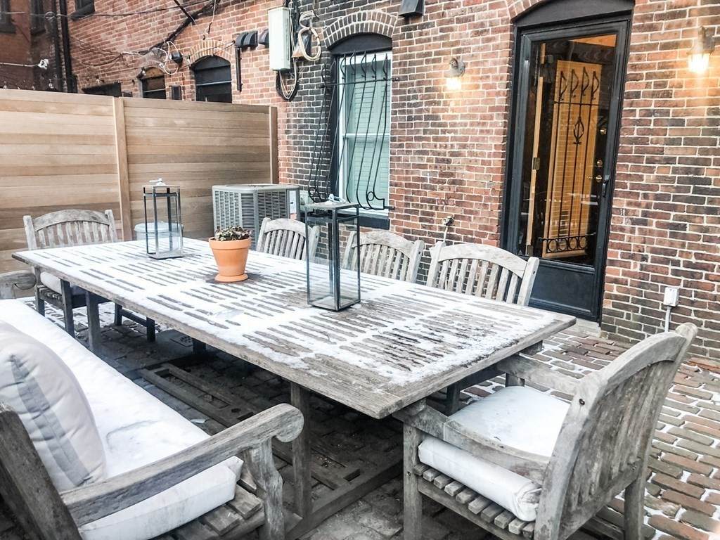 12 Gloucester Street - Photo 1