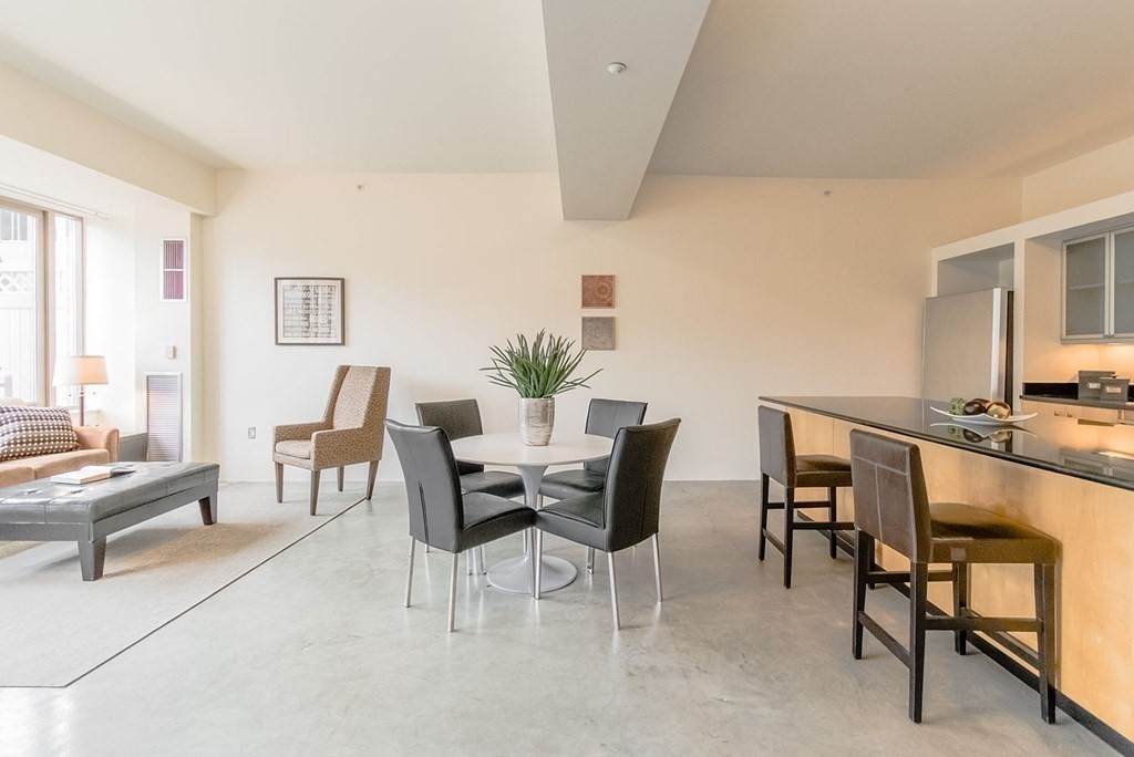 1313 Washington Street - Photo 1