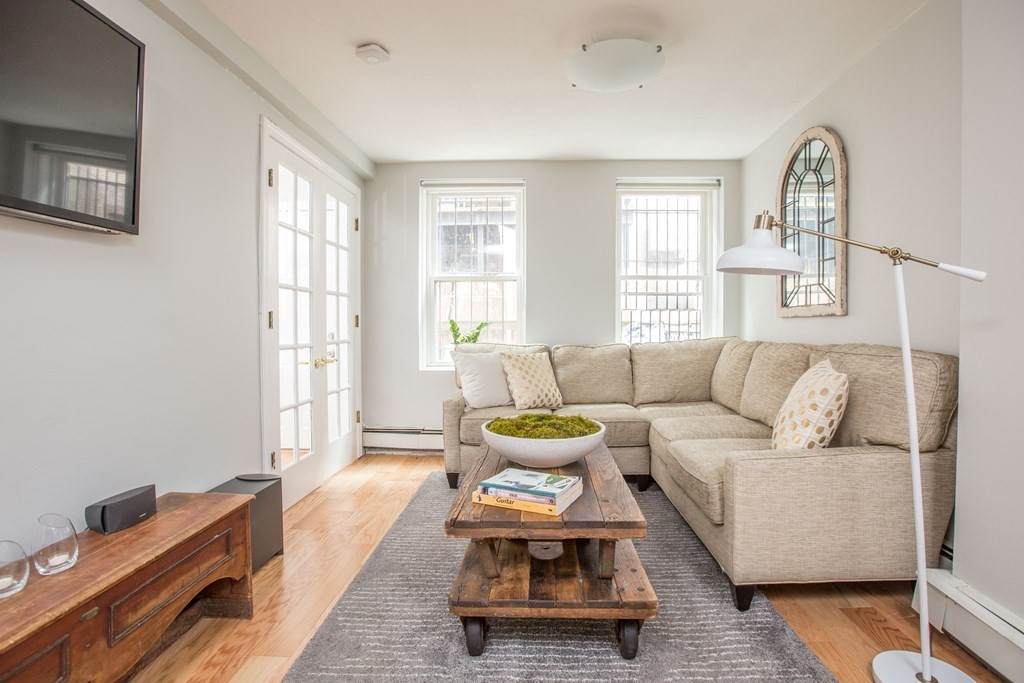 26 Montgomery - Photo 1