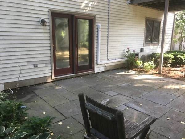 39 Blossom Ave - Photo 1