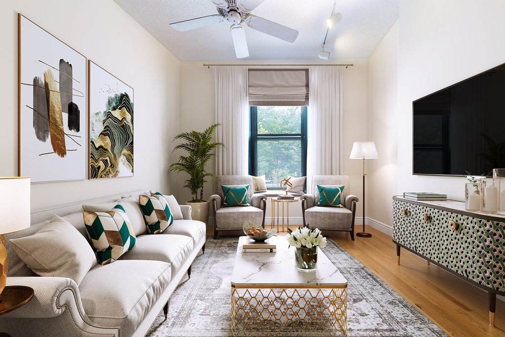 160 Commonwealth Ave. - Photo 1