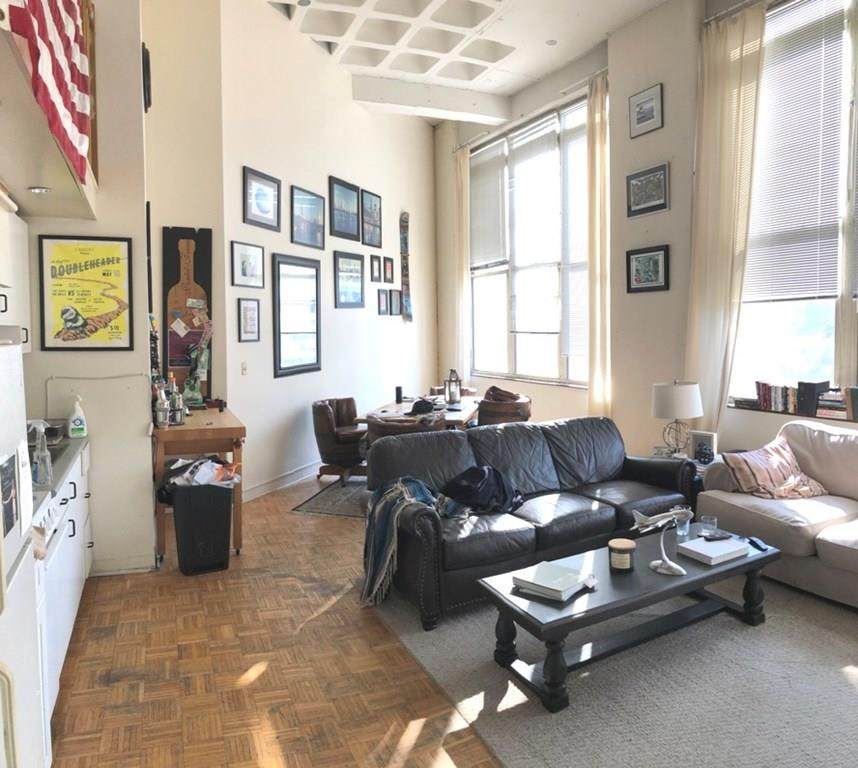 61 Brookline Avenue - Photo 1