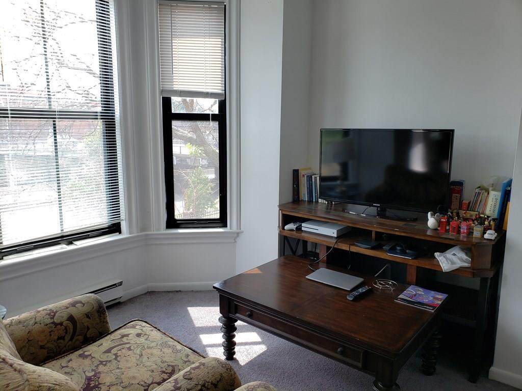 23 Cortes St - Photo 1