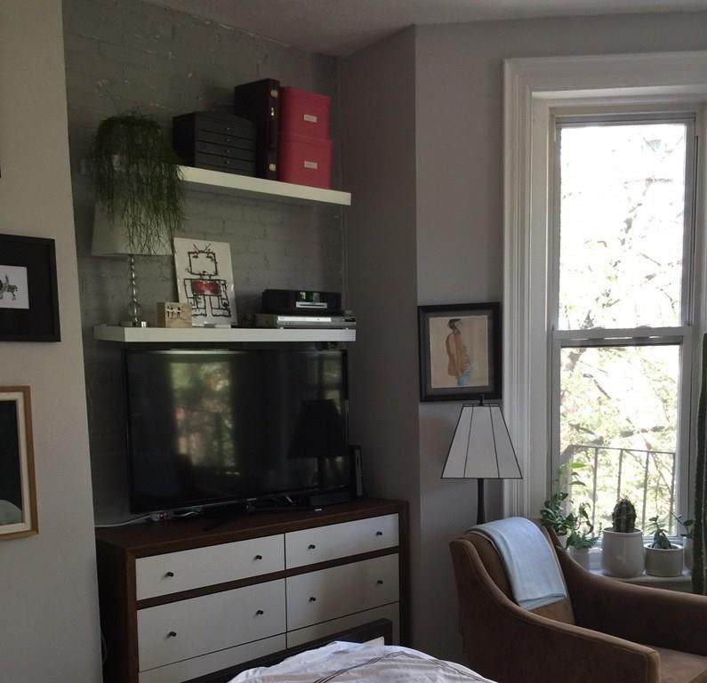 84 Chandler Street - Photo 1