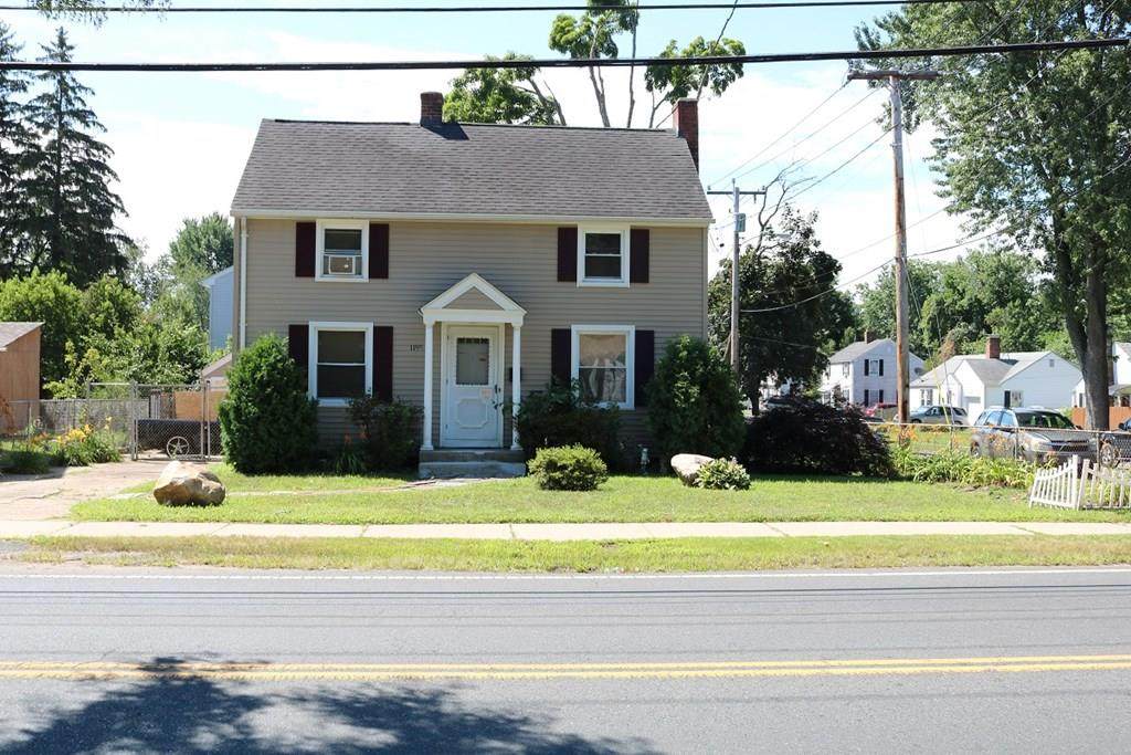 1199 Bay St - Photo 1