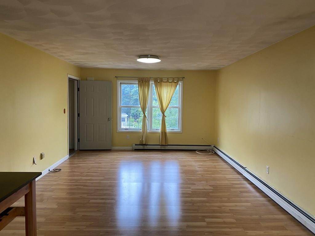 40-42 Crescent Ln - Photo 1