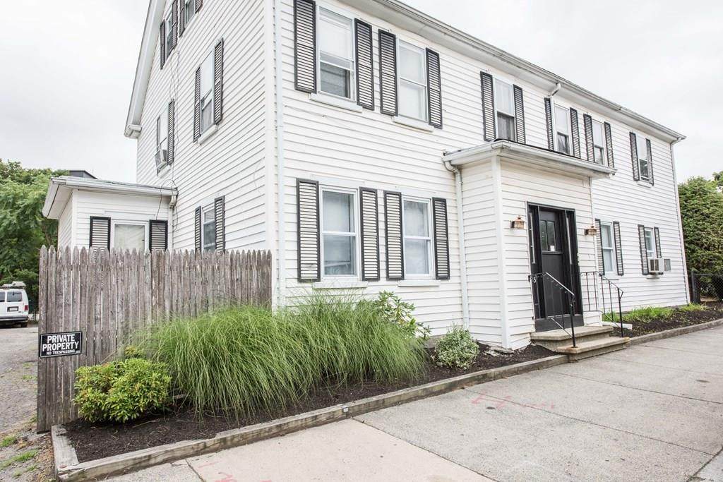 13 Nahant Street - Photo 1