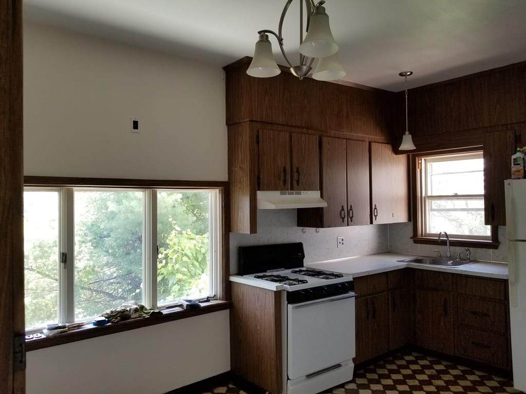 10 Weymouth Avenue - Photo 1