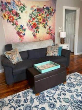 160 Pleasant St - Photo 1