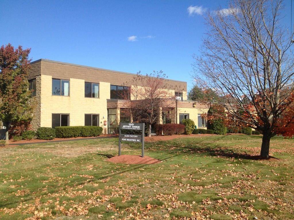 120 Jeffrey Avenue - Photo 1