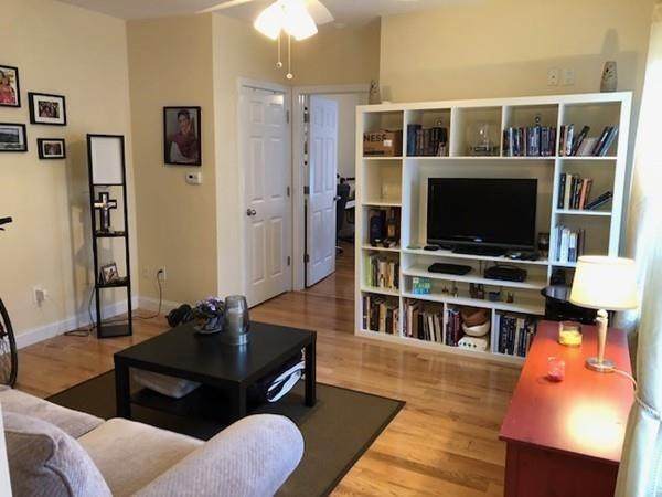 103 Dysart Street - Photo 1