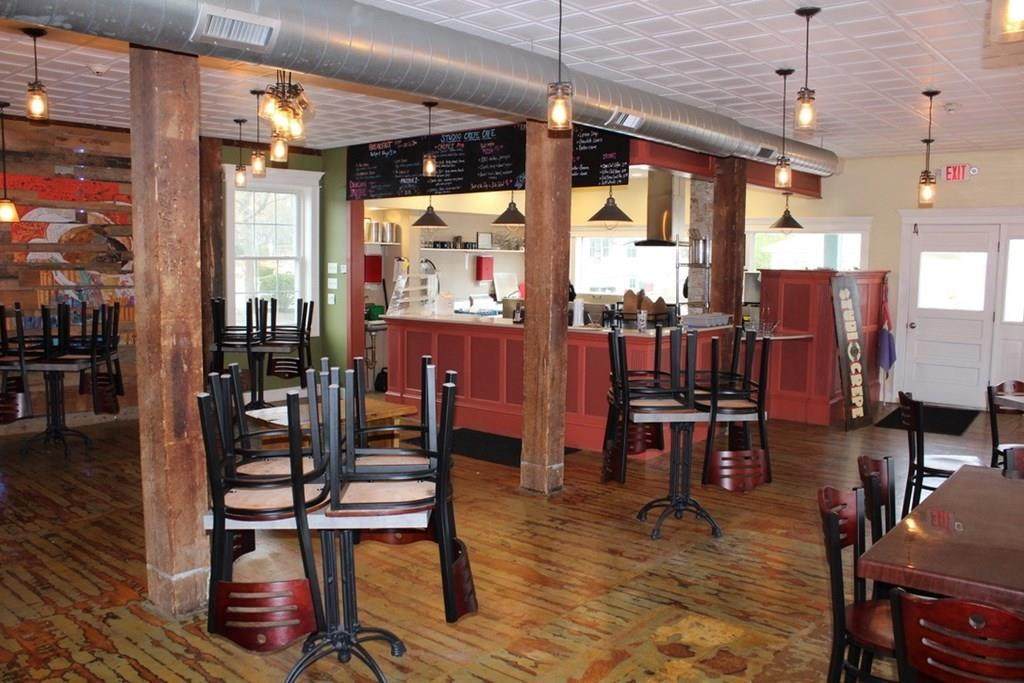 17 Railroad Avenue - Photo 1