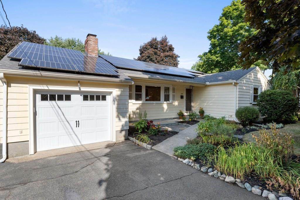 228 Hunting Rd - Photo 1