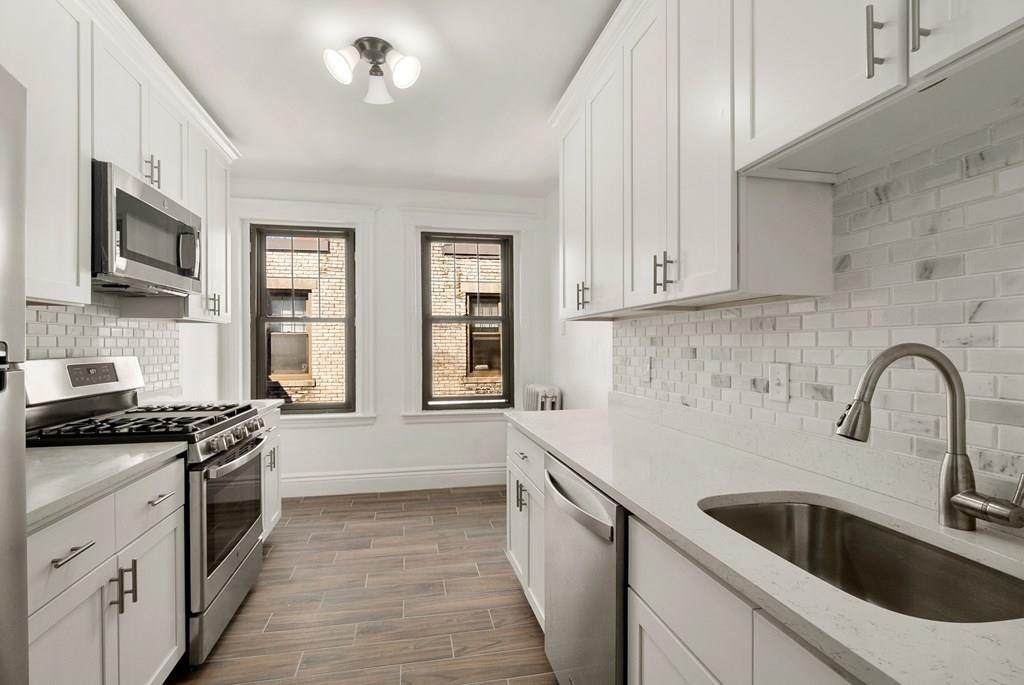 1758 Commonwealth Ave - Photo 1