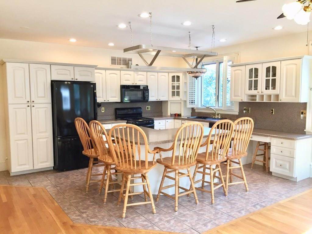15 Whitford - Photo 1