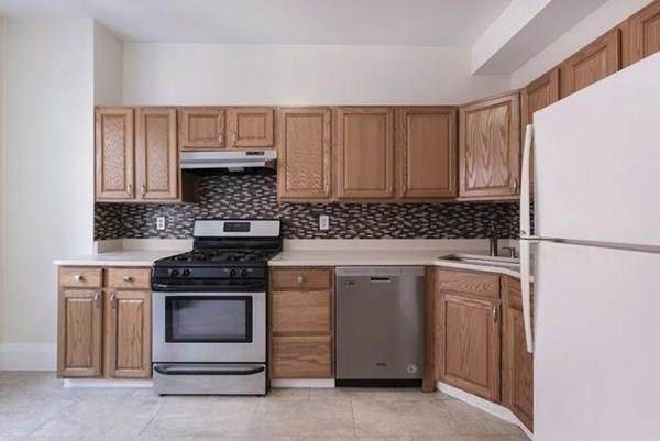 705 Massachusetts Ave - Photo 1