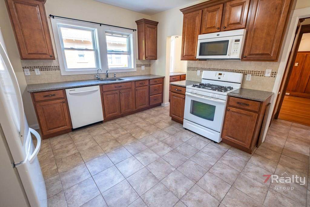 24 Chester Rd - Photo 1
