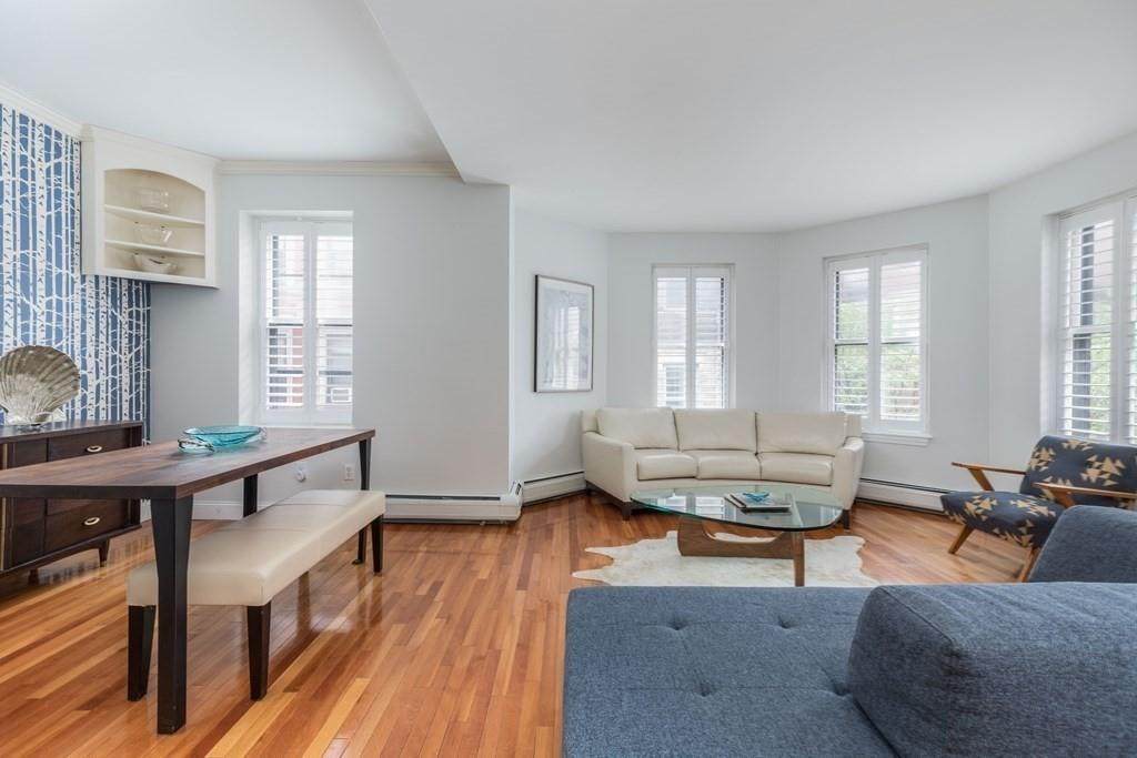 63 Myrtle St - Photo 1