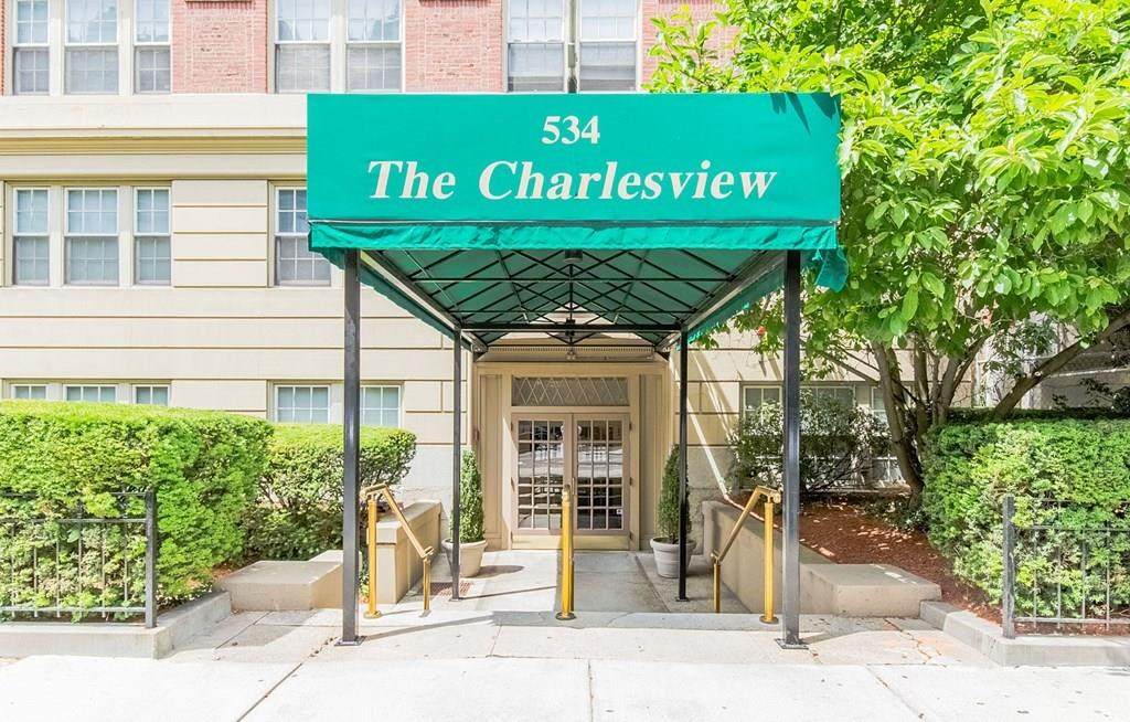 534 Beacon Street - Photo 1