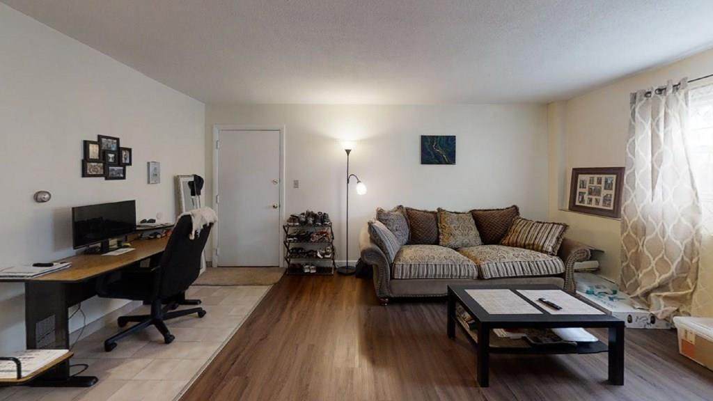 25-0 Arlington Rd - Photo 1