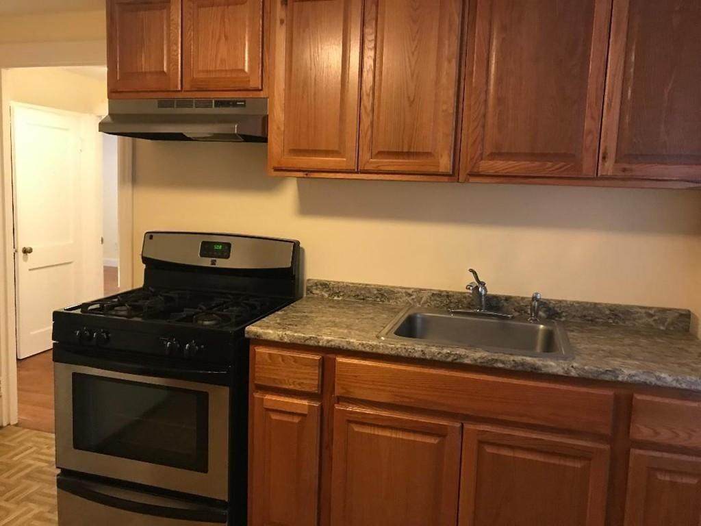 909 Washington Street - Photo 1