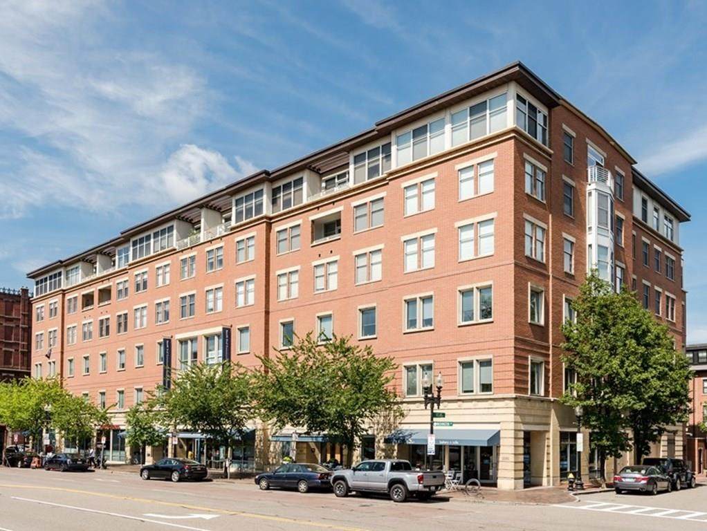 1597 Washington St - Photo 1