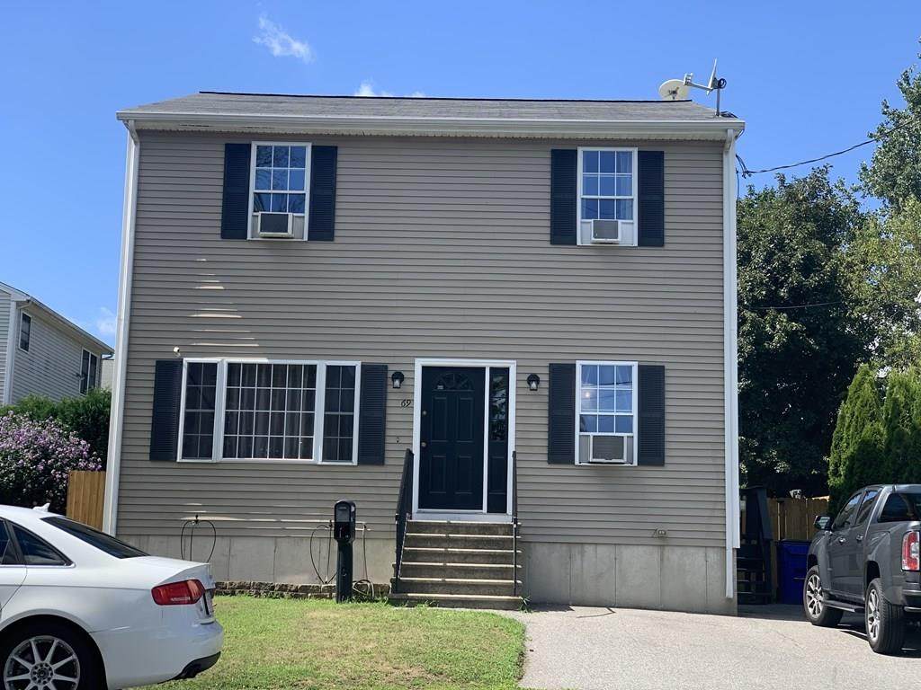 69 Keene St - Photo 1