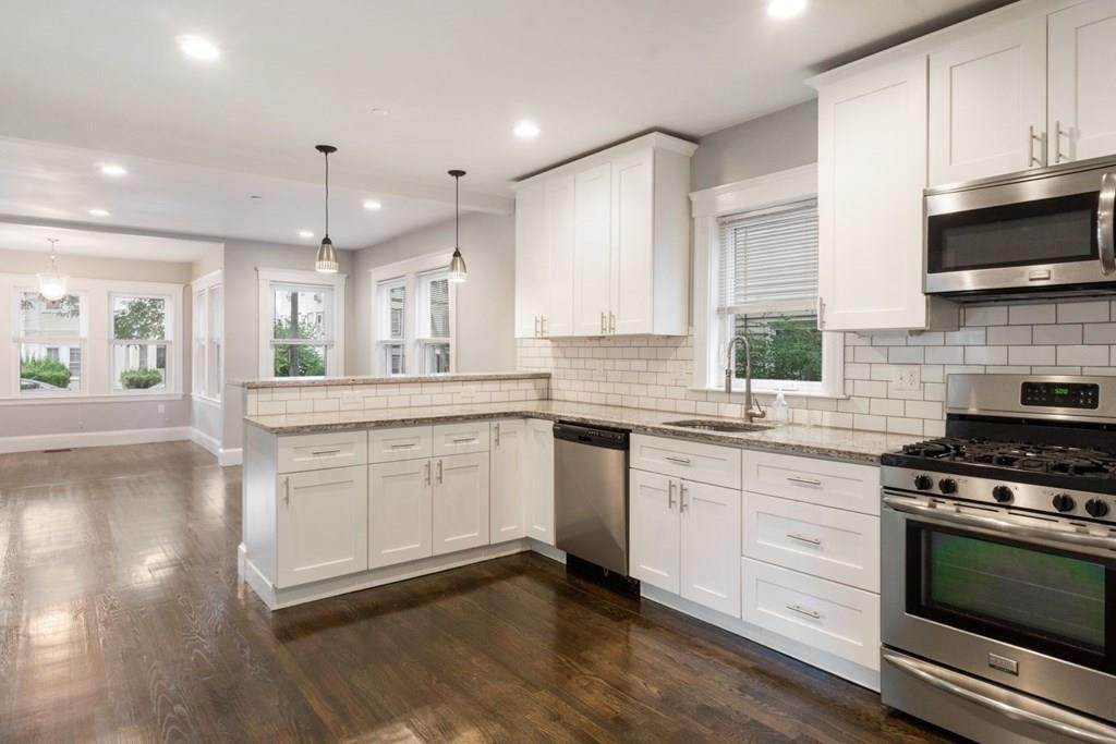 4446 Washington Street - Photo 1