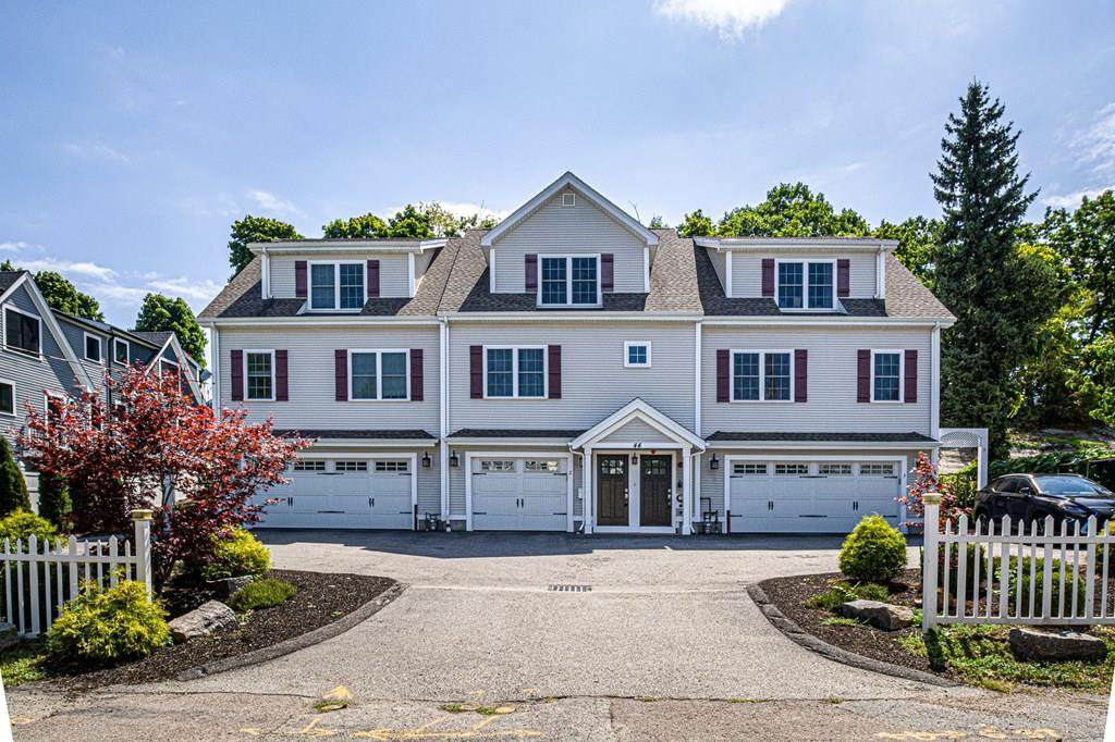 44 Town Hill St - Photo 1