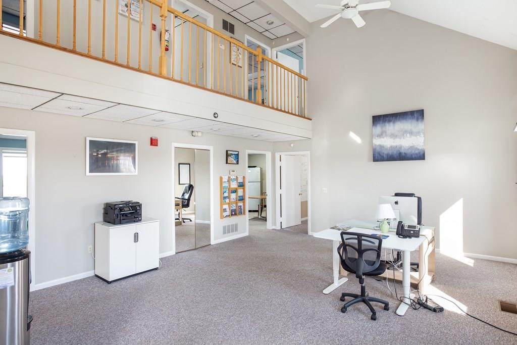 100 Middle St - Photo 1