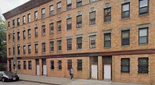 213 E Berkeley - Photo 1