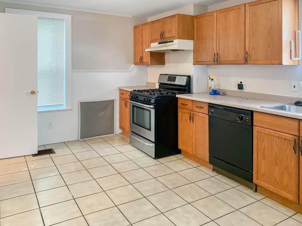 2568 Massachusetts Ave - Photo 1