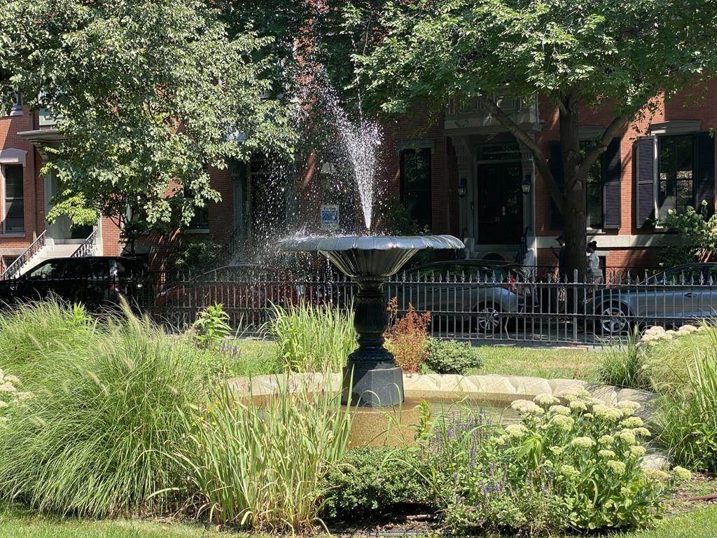 7 Union Park - Photo 1