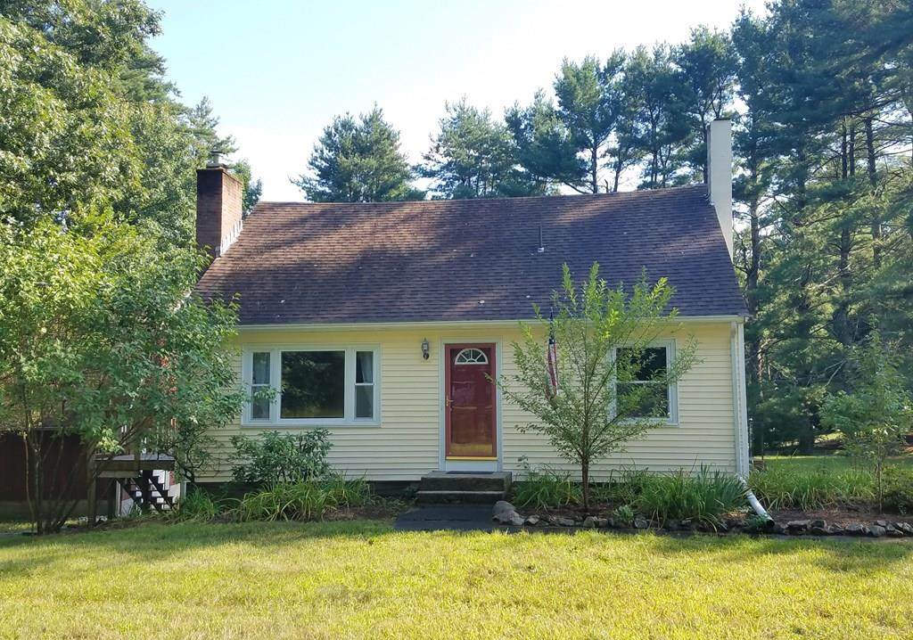 563 Hudson Rd - Photo 1