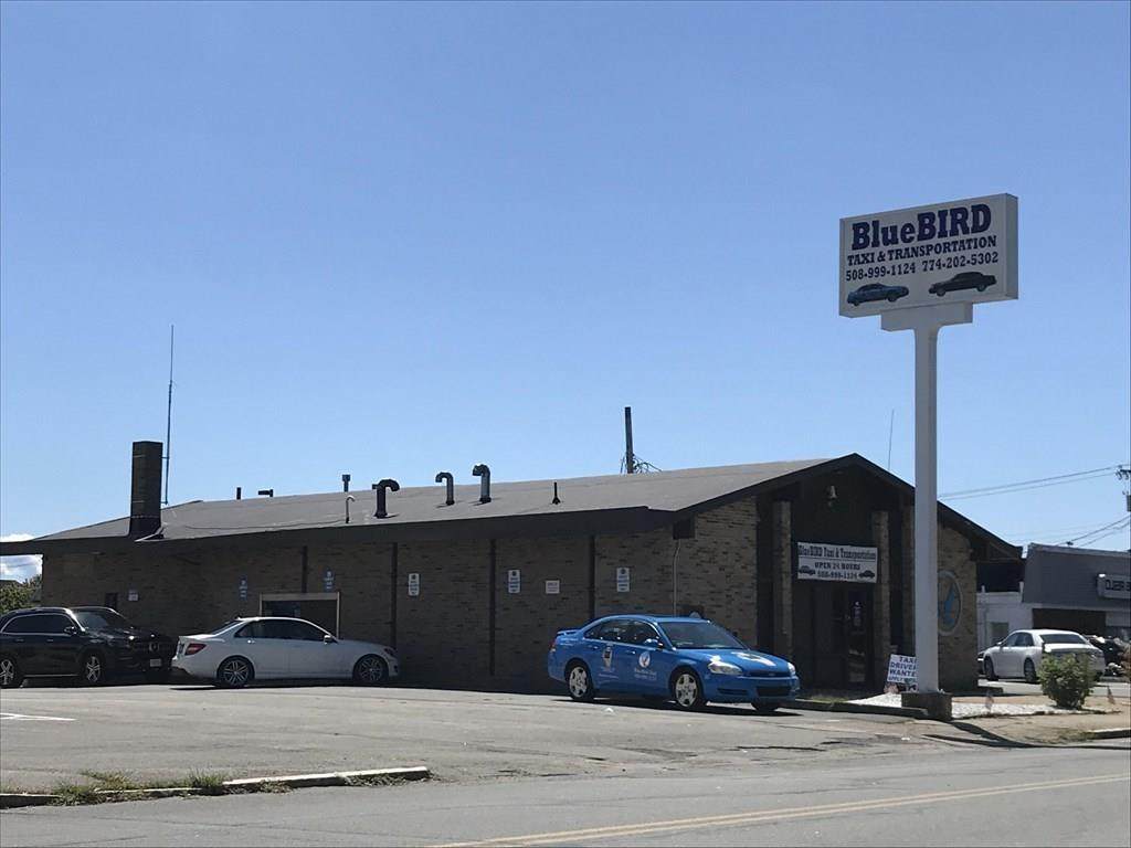 458 Dartmouth St - Photo 1