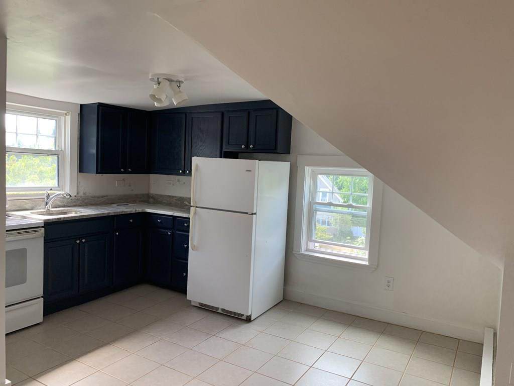 421-427 E Water St - Photo 1