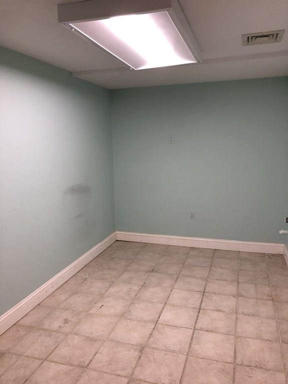 345 Court St - Photo 1