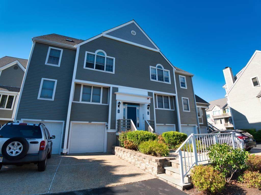 700 Shore Drive - Photo 1