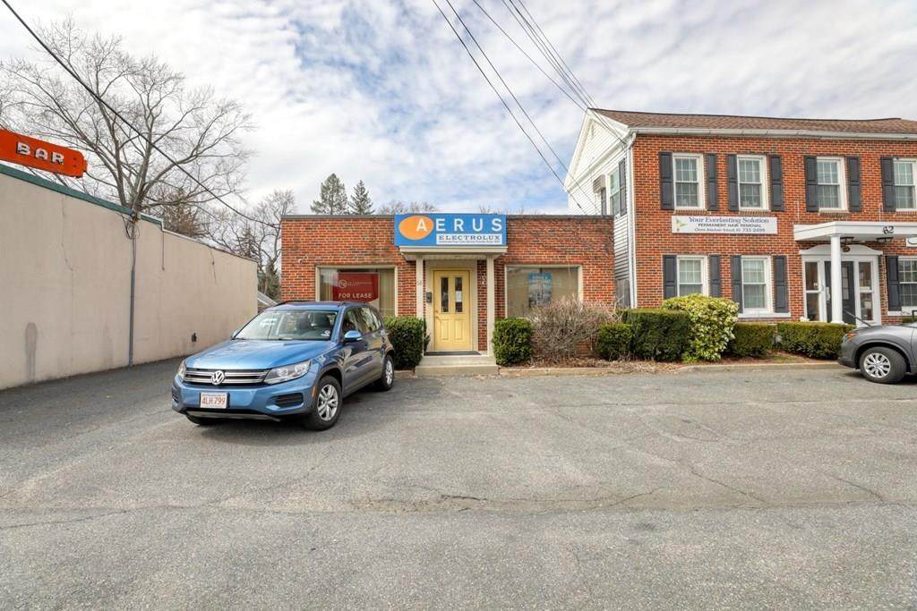 68 Westfield St - Photo 1