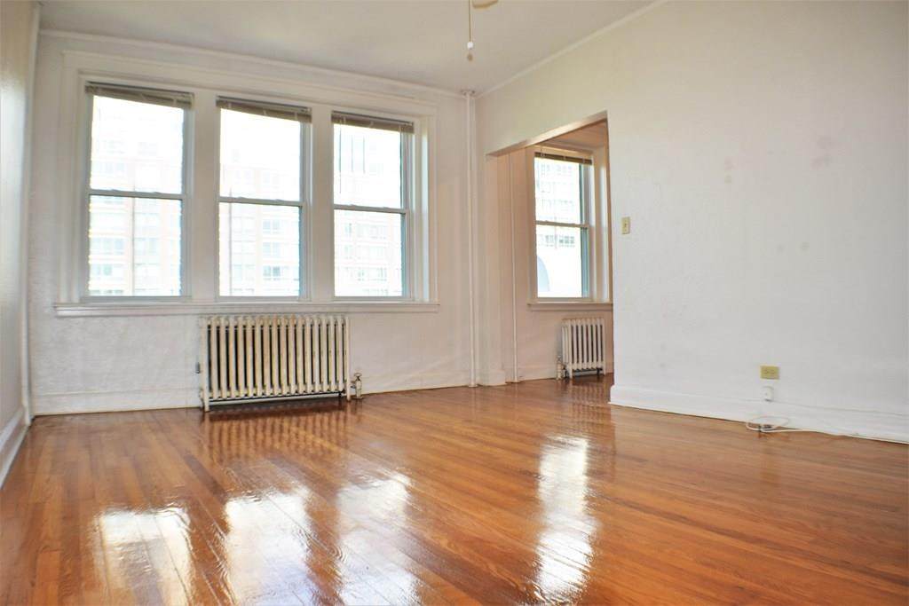 125 Peterborough - Photo 1