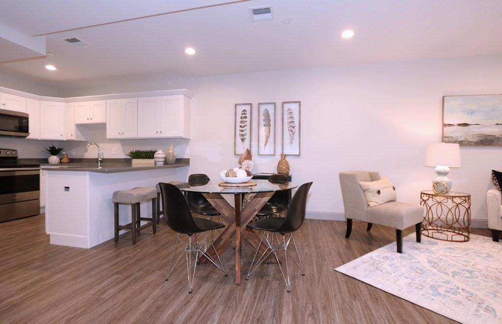 1582 River Street - Photo 1