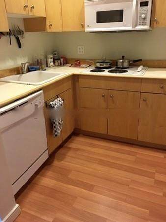 131 Tremont St - Photo 1