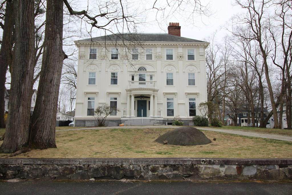 16 Tyler Park - Photo 1