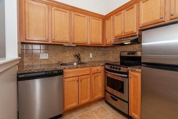 36 Eliot St - Photo 1