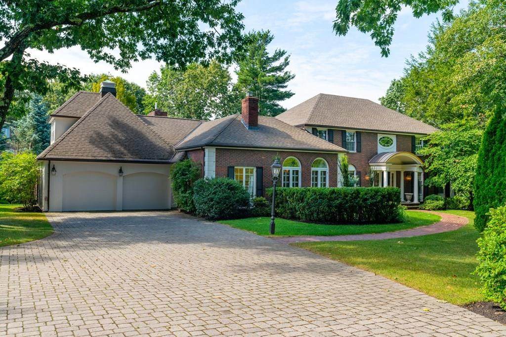11 Scotch Pine Cir - Photo 1