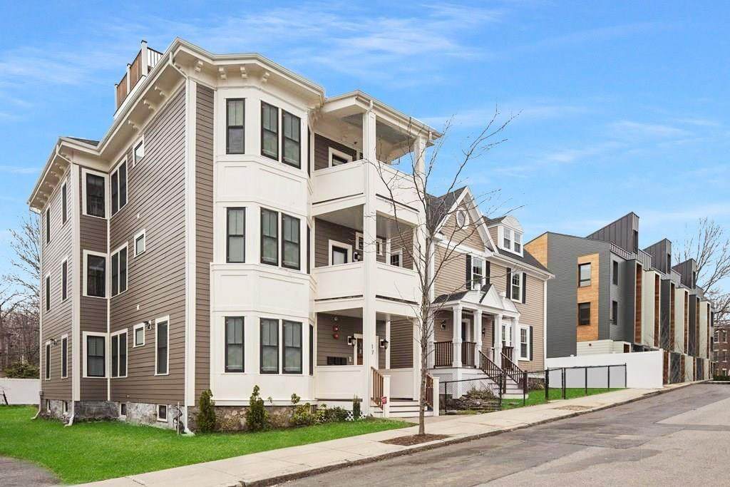 17 Dorr St - Photo 1