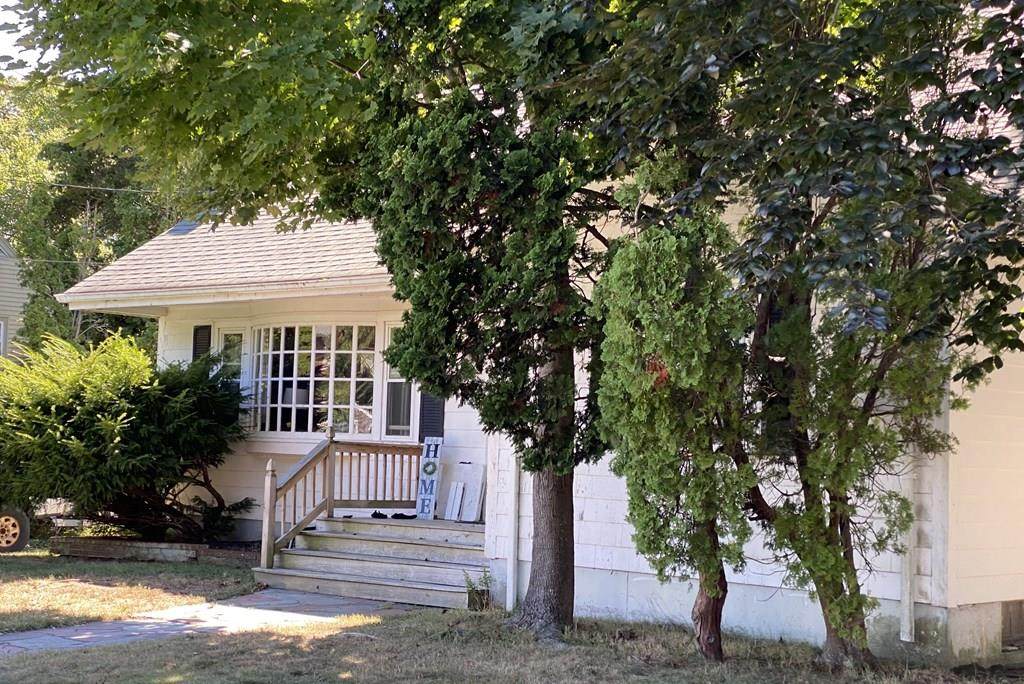 12 N Pleasant St - Photo 1