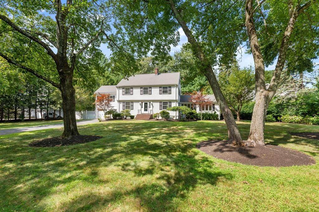 1 Chatham Circle - Photo 1