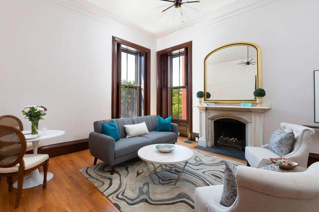 780 E Broadway - Photo 1