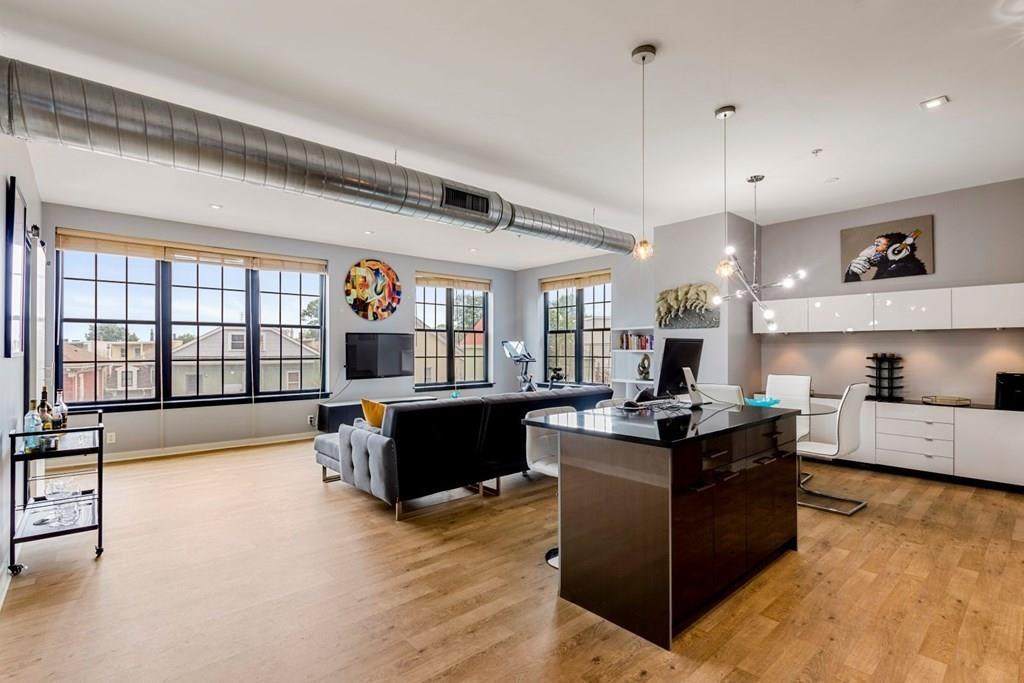 944 Dorchester Avenue - Photo 1